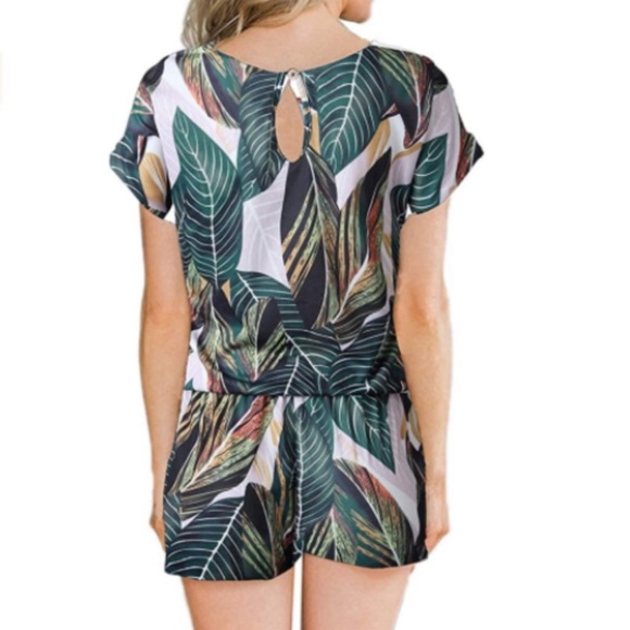 Summer Crewneck Short Sleeve Jumpsuit Rompers - Never worn - Picture 2 of 5